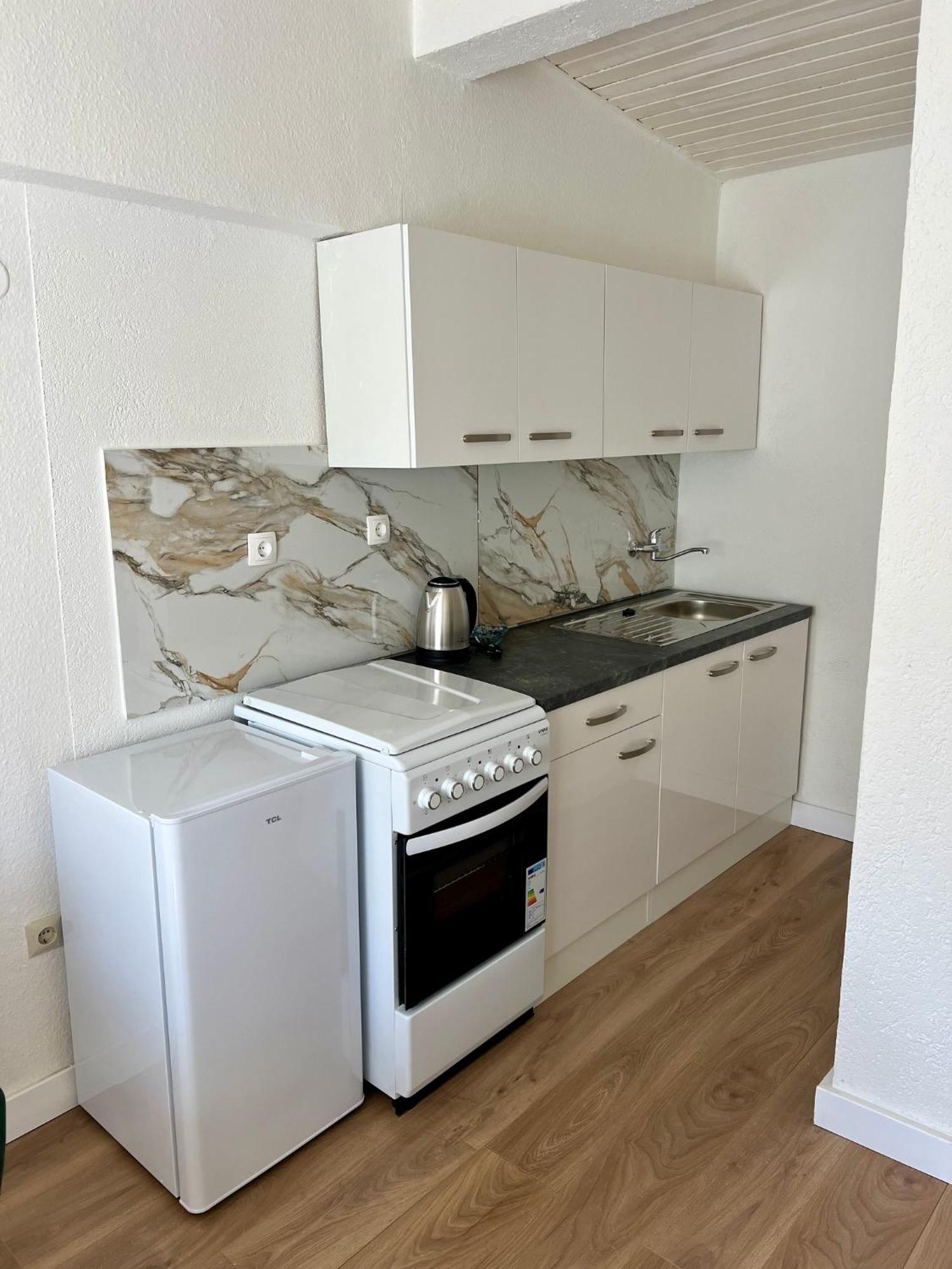Apartment Jole Ražanj Exterior foto